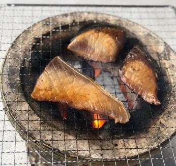 （冷凍） ひもの 干物 3~5種 500g 以上 お任せ セット 三五七や 天日干し 魚 新鮮干物 ヒモノ 乾物 himono 肴 海産物 海鮮 加工品 伝統製法 美味しい 朝食 和食 おつまみ 旬 惣菜 産地直送 国産 三重 南伊勢