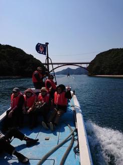 漁村で １泊 漁師 体験 セット ／友栄水産 宿泊 貸切 クルージング 魚さばき体験 三重県 南伊勢町