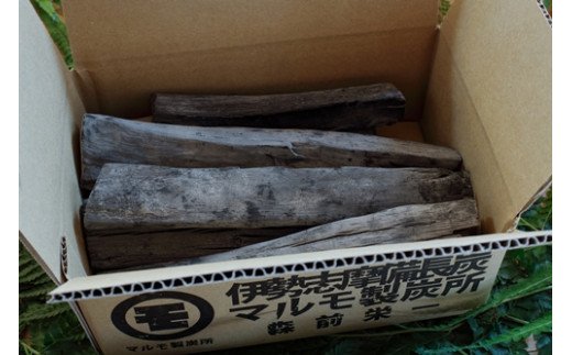 伊勢志摩 備長炭　半長小　約1kg／マルモ 製炭所　BBQ　料理　炭火　七輪　囲炉裏　火鉢　キャンプ