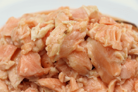 鮭問屋【お刺身用】アトランティックサーモン〈炙りハラミの切り落とし〉1kg