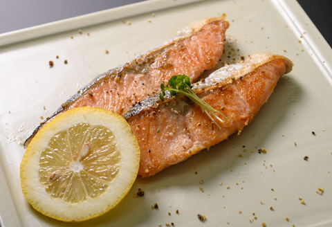 鮭問屋【塩白鮭】切身　天然〈約１kg〉