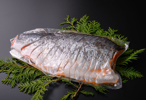 鮭問屋【塩銀鮭】切身〈約１kg〉