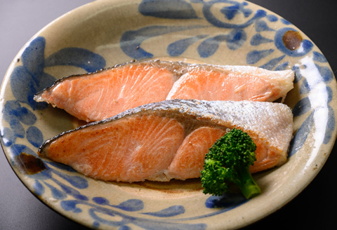 鮭問屋　熟成だし銀鮭切身〈約1.4kg〉