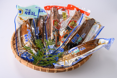 便利な食べきりサイズ「カツオの生節３種(6本セット)」