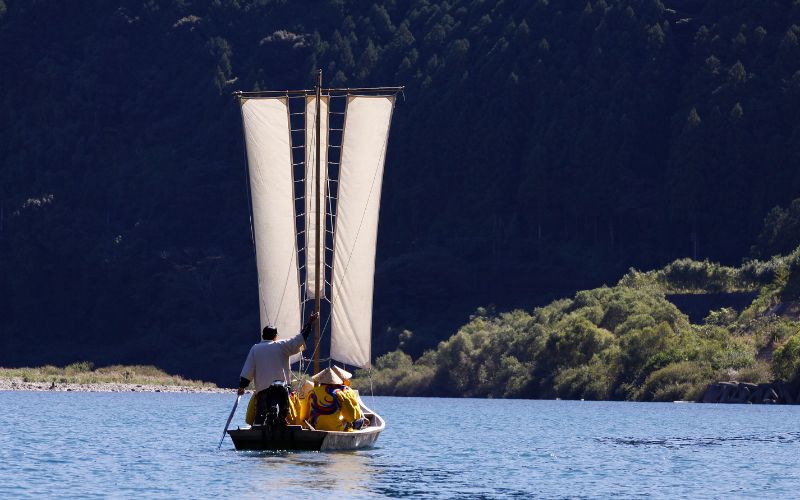 世界遺産 川の参詣道 熊野川 「三反帆」 川舟乗船 ツアー ペアチケット / 体験 体験型 体験チケット 観光 自然 川舟 乗船 歴史 チケット 予約 世界遺産 熊野古道 三重県 紀宝町【ktj001A】