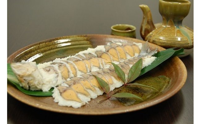 近江本にごろ　ふなずし「比目の魚」雄雌セット【200g×2尾