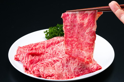 【4等級以上】近江牛 すき焼き・しゃぶしゃぶ用肩ロース【