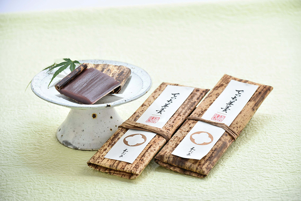 一番人気！でっち羊羹とういろ餅２種のセット　　はちま