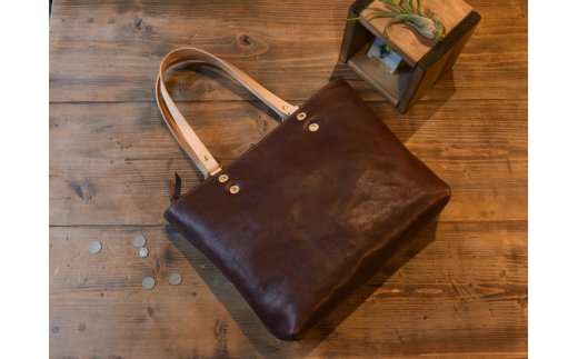 ハンドメイド　レザートートバッグ・名入れ可能【CC05W】