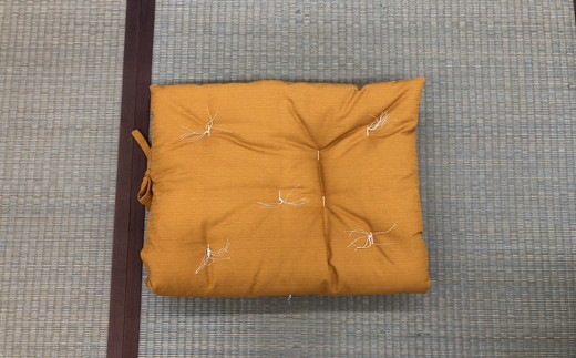 防災頭巾としても使用できる座布団【CW48W】
