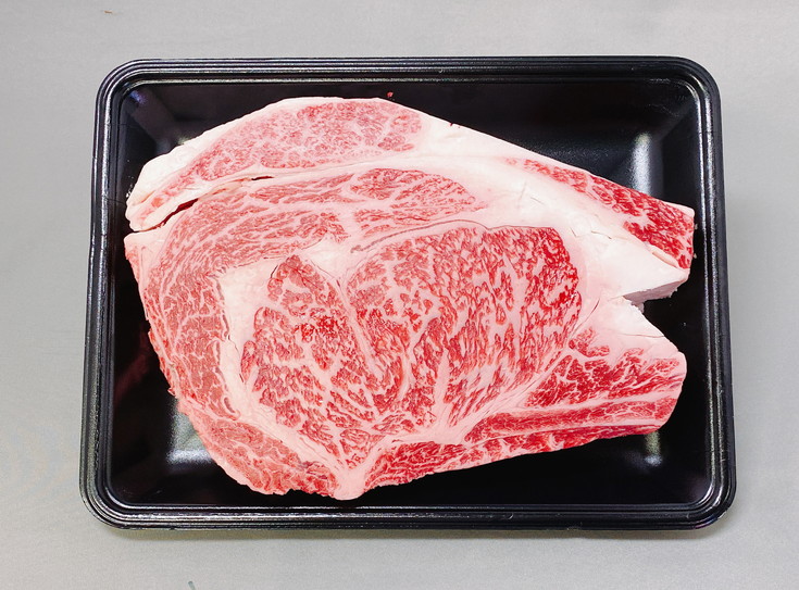 【4等級以上】厳選 近江牛 リブロースブロックカット 【1kg