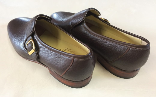 手作りにこだわったオーダーシューズ・ペッカリー革(本革)