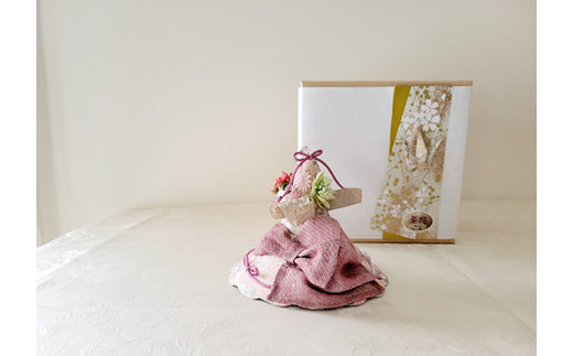 華姫(登録商標) 近江麻布使用 伝統工芸和紙人形の食器等装