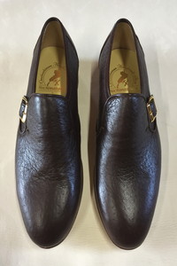 手作りにこだわったオーダーシューズ・ペッカリー革(本革)