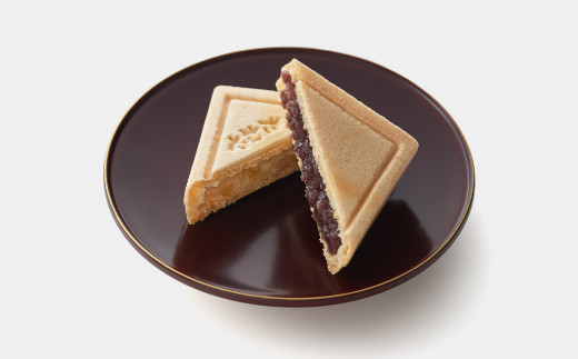 【年内発送】【たねや】カステラ１・栗饅頭５・斗升最中