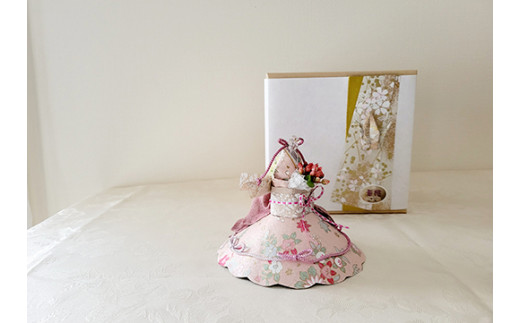 華姫(登録商標) 近江麻布使用 伝統工芸和紙人形の食器等装