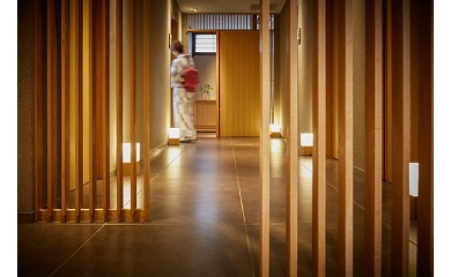 【近江牛　毛利志満】近江牛　すき焼き・しゃぶしゃぶ用