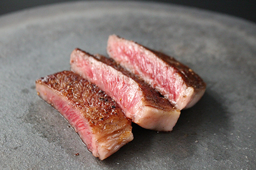 極上近江牛リブロースステーキ（厚めカット）(600g)【CB29W】