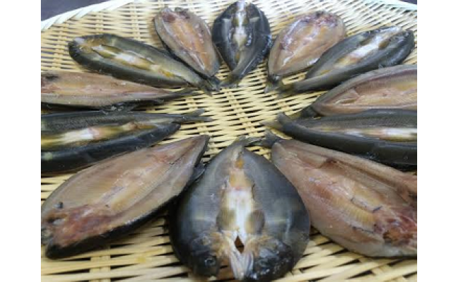 【鮎の繊細な味が凝縮された逸品】滋賀県産　鮎一夜干し