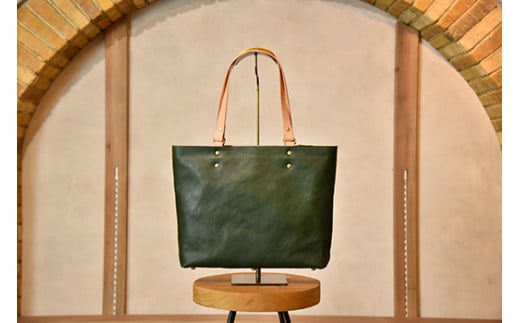 近江牛レザーを贅沢に使った　本革トートバッグ　ディー