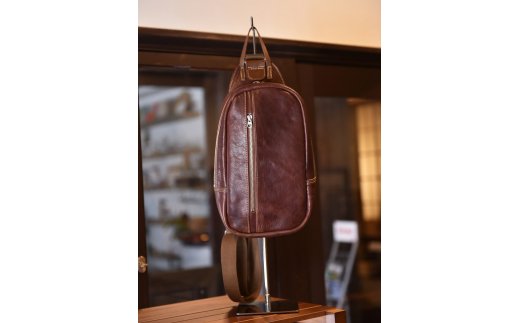 ハンドメイド　レザーワンショルダーバッグ・名入れ可能