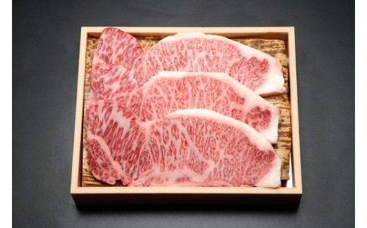 【12/20まで決済完了で年内発送】近江牛 カルビ焼肉・ロースすき焼しゃぶしゃぶ用 各1.5kg・サーロインステーキ300g×5枚 近江牛のサカエ屋