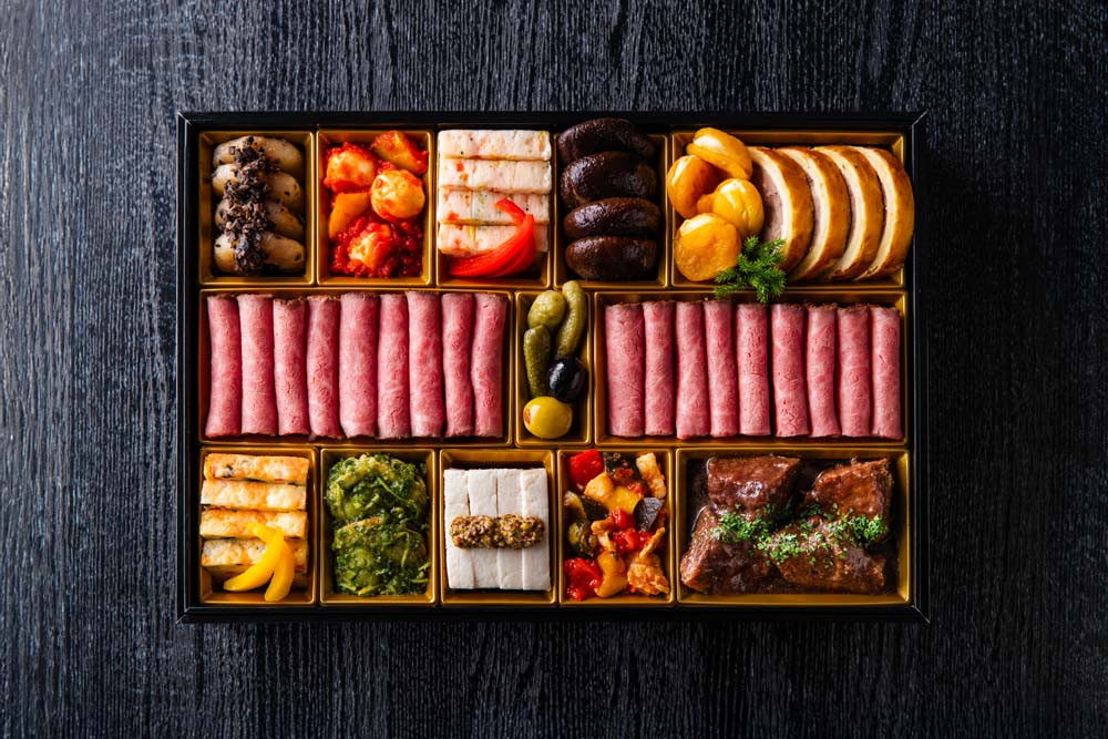 ローストビーフの店 鎌倉山 洋風オードブル おせち 約2～3人前 （滋賀県草津市で製造）｜洋風 おせち 1段 2人前 3人前 正月 新春 2026年 令和8年 お祝い おせち料理 お取り寄せ