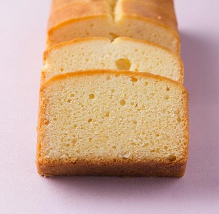 近江米と日本酒の「みずかがみ」パウンドケーキ