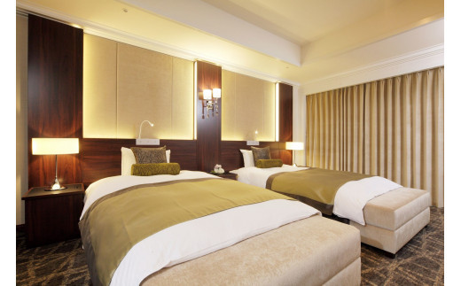 クサツエストピアホテル 夕食付エグゼクティブスイートルーム ペア宿泊券