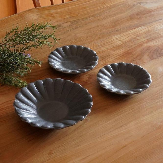 信楽焼 輪花深皿　グレー釉　大１枚 小２枚　セット【古谷製陶所】