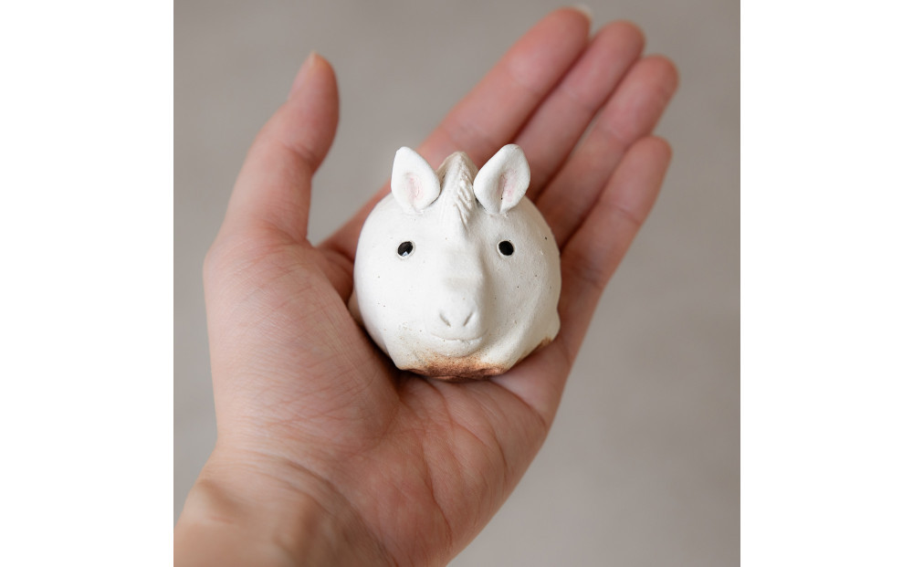 【信楽焼・明山】干支置物「大福うま」eto26-09