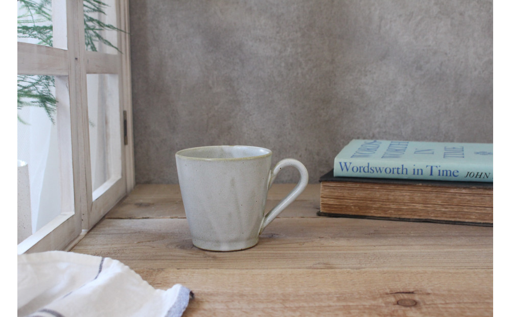 匠 －TAKUMI－ 【信楽焼】流し釉マグカップペア（2個）（アイボリー） mu-014