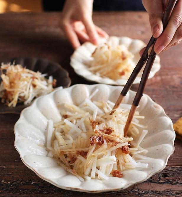 信楽焼 輪花深皿　グレー釉　大１枚 小２枚　セット【古谷製陶所】