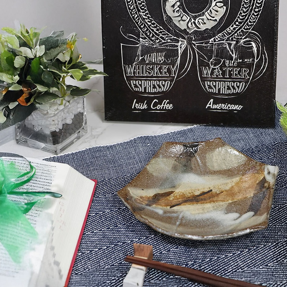 信楽焼 火色ハケメ七角 取り皿