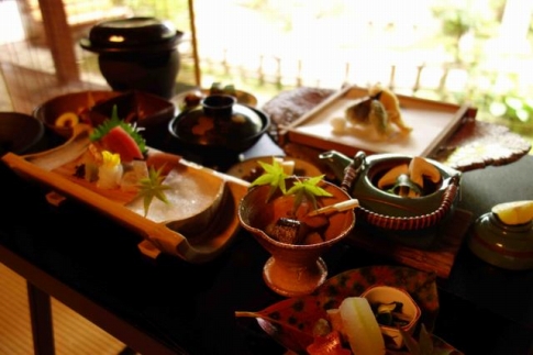 【信楽旅】小川亭宿泊＋奥田英山陶芸教室セットプラン（2名様）