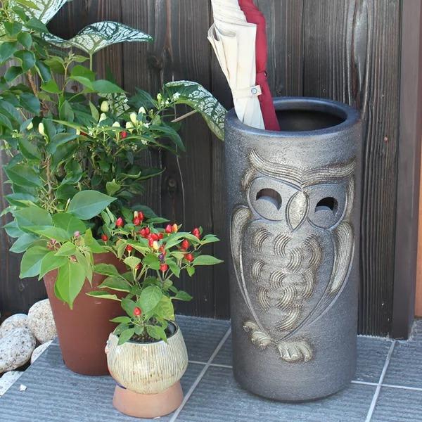 信楽焼 黒ぼかしふくろう傘立て