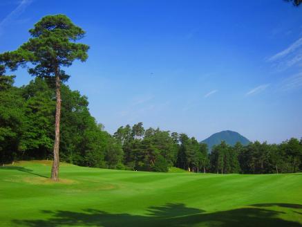 近江カントリー倶楽部 平日2名様 セルフプレー券 [0289]