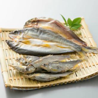 【B-744】近江高島鮎池元 吉本 子持ち小鮎・大鮎干物詰合せ ［高島屋選定品］