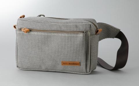 【J-189】ｋｉｉ工房　帆布かばん　ボディーバッグ　千鳥柄 【高島屋選定品】