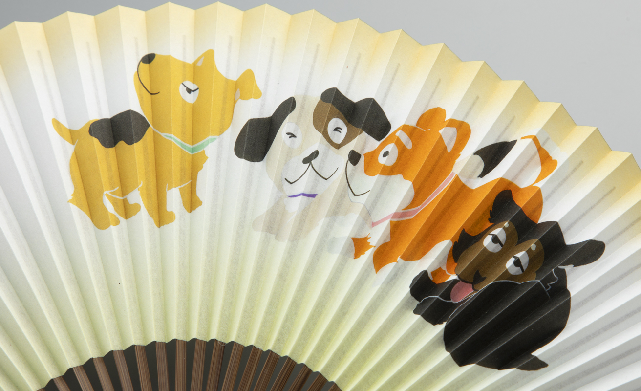 【L-532】鈴木扇子店 近江扇子 犬 6.5寸(約19.5cm)［高島屋選定品］