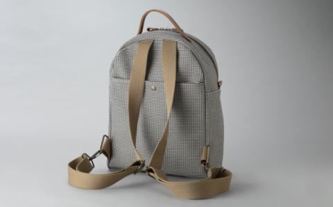 【J-194】ｋｉｉ工房　帆布かばん　山型リュック　千鳥柄 【高島屋選定品】