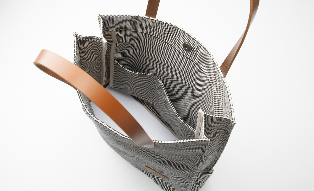 【J-254】ｋｉｉ工房　帆布かばん　スクエアートート２L　千鳥柄【高島屋選定品】