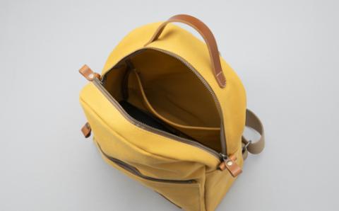 【J-195】ｋｉｉ工房　帆布かばん　山型リュック　マスタード【高島屋選定品】
