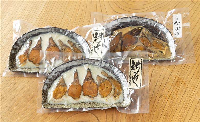【B-908】総本家喜多品老舗　四〇〇年鮒寿し 二種食べ比べ（飯漬スライスパック・大溝 甘露漬スライスパック）３個セット 【高島屋選定品】