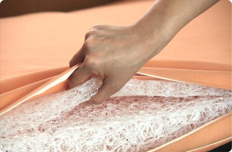 高反発ブレスエアー製 ペットマット Mサイズ 近江化成工業株式会社 滋賀県 東近江市 G21 シニア犬 体圧分散 床ずれ防止 洗える 通気性 介護 犬用