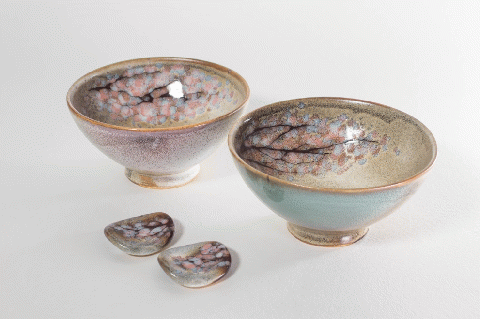 飯碗・箸置「桜」ペアセット 株式会社 布引焼窯元 滋賀県 東近江市 B10 飯碗 箸置き ペア 和食器 桜 陶器 工芸品 伝統