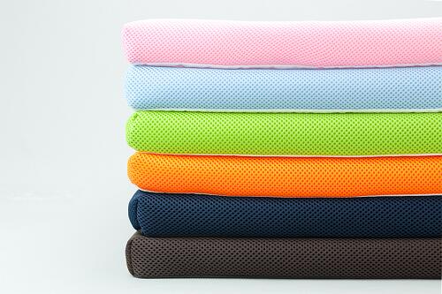 高反発ブレスエアー製「オフィスクッションNEO」2個セット 近江化成工業株式会社 滋賀県 東近江市 C45 座布団 デスクチェア 椅子 クッション 蒸れない 洗える 抗菌 防臭 姿勢矯正 腰痛対策 テレワーク 在宅勤務