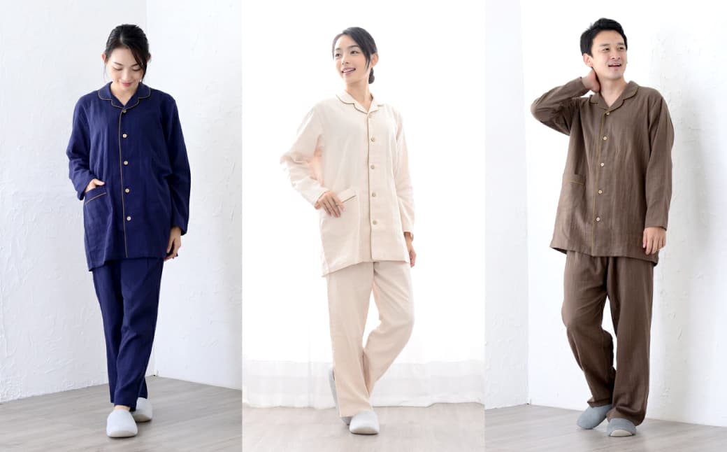 ダブルガーゼ テーラーカラー前開き 男女兼用パジャマ 株式会社ラブリー 滋賀県 東近江市 E29 パジャマ ガーゼ 部屋着 ルームウェア 寝巻き 快適 吸水 通気性 肌触り良い 夏 冬