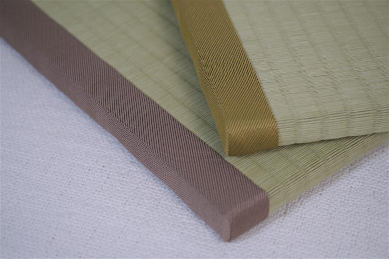 国産イ草 人形台（グリーン、ブラウン） 畳増 滋賀県 東近江市 O-H03 国産イ草 人形台 ディスプレイ台 畳 人形 飾り台 和風 和モダン インテリア 記念品 プレゼント ギフト 台座