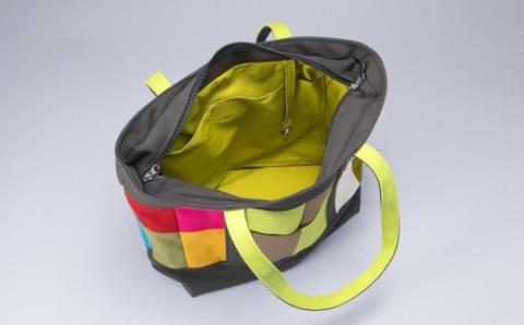 帆布鞄 イヌイット 色格子ジップトップトート 高島屋選定品 （株）高島屋洛西店 滋賀県 東近江市 G-E07 帆布 トートバッグ ハンドメイド 鞄 バッグ ファスナー付き カラフル シンプル A4 収納 手提げ 肩掛け【※カラーを必ずご指定ください】